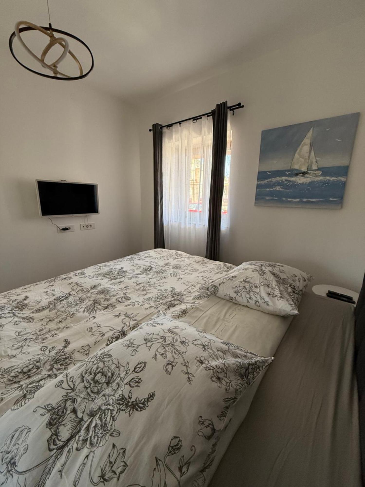 Apartment Batinica Шибеник Экстерьер фото