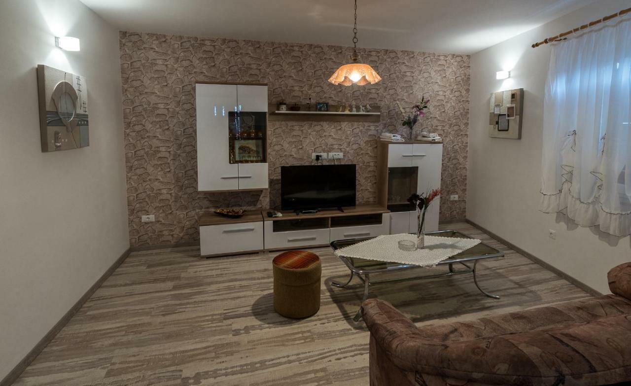Apartment Batinica Шибеник Экстерьер фото