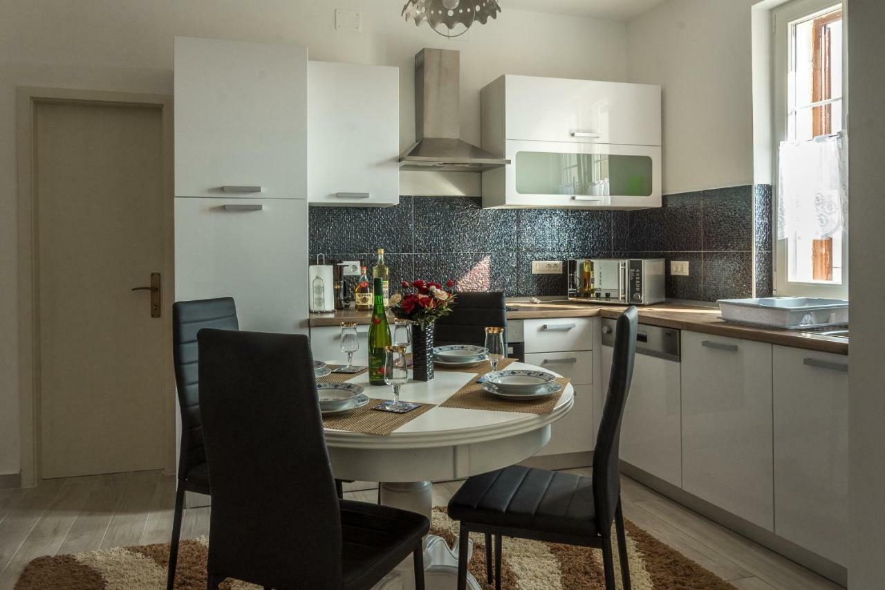 Apartment Batinica Шибеник Экстерьер фото